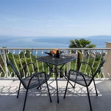 Bela Vista 4 Opatija Apartmán *