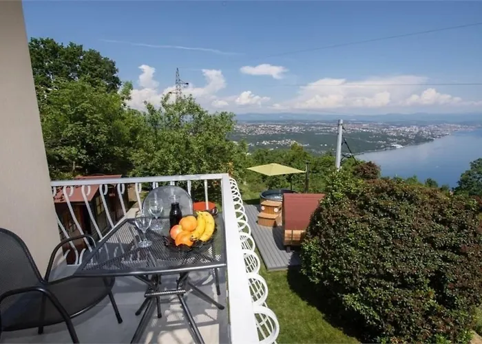 Bela Vista 4 Opatija Appartamento Breza